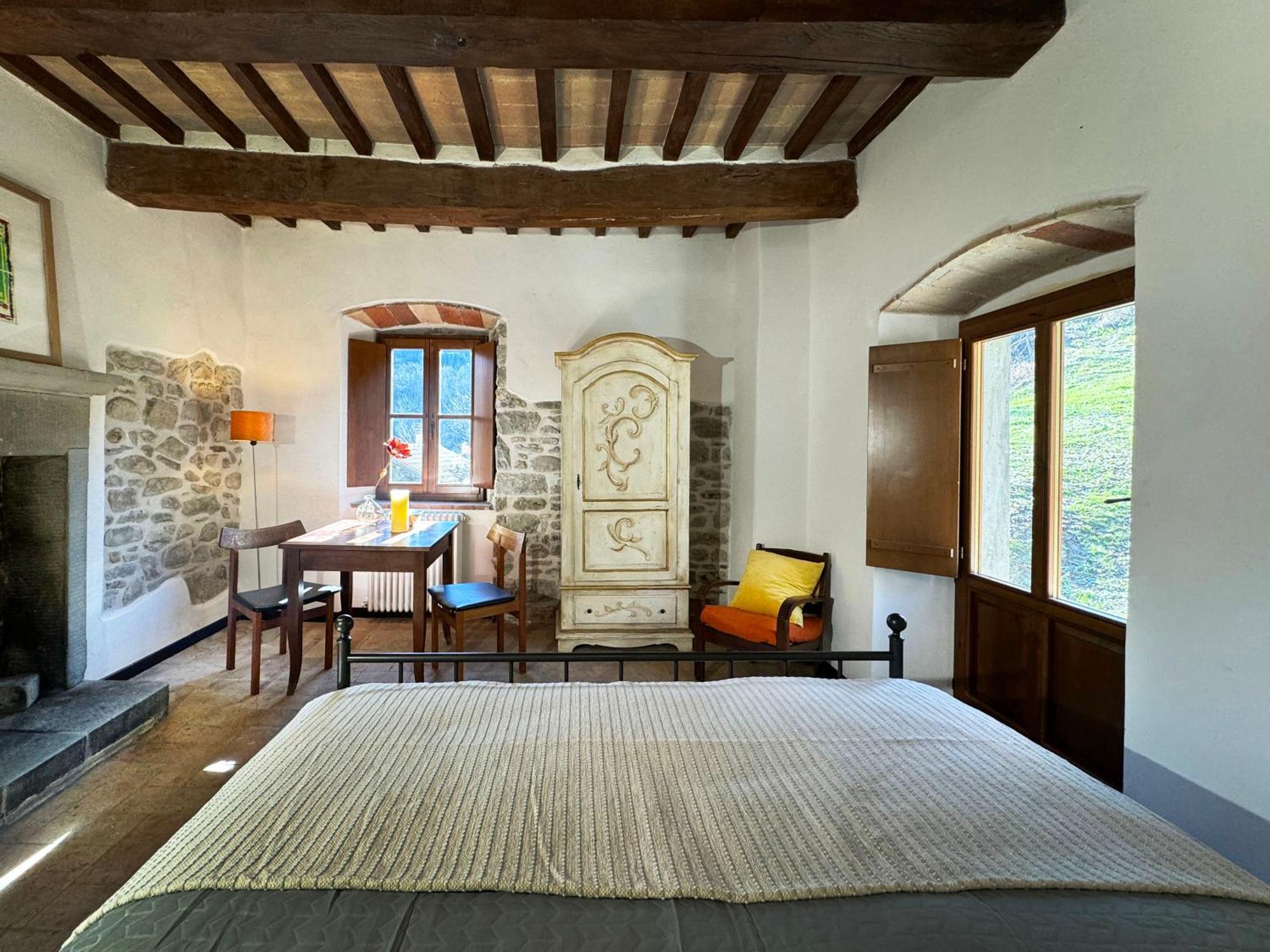 Bio Agriturismo Il Vigno Caprese Michelangelo Eksteriør bilde