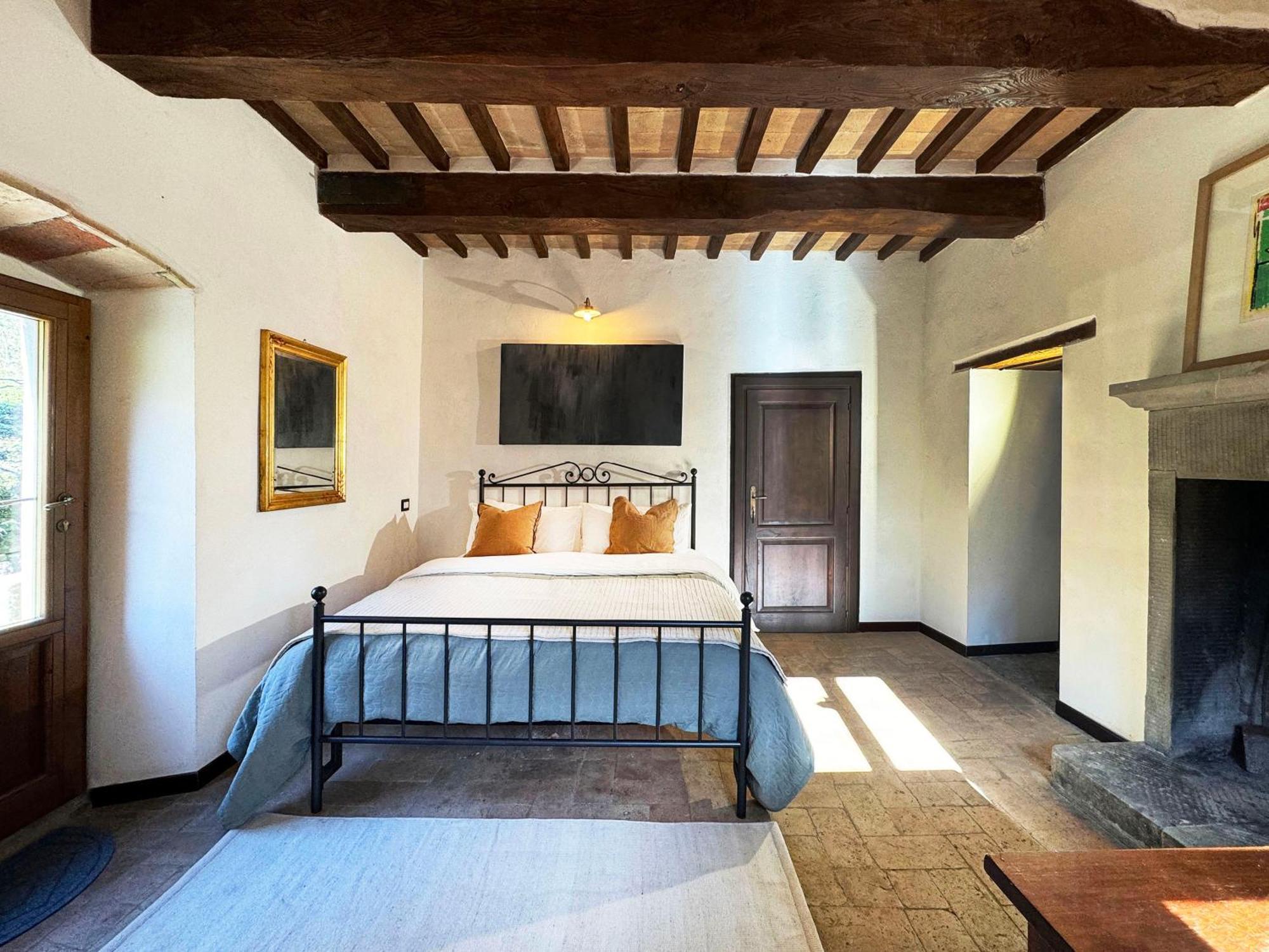 Bio Agriturismo Il Vigno Caprese Michelangelo Eksteriør bilde