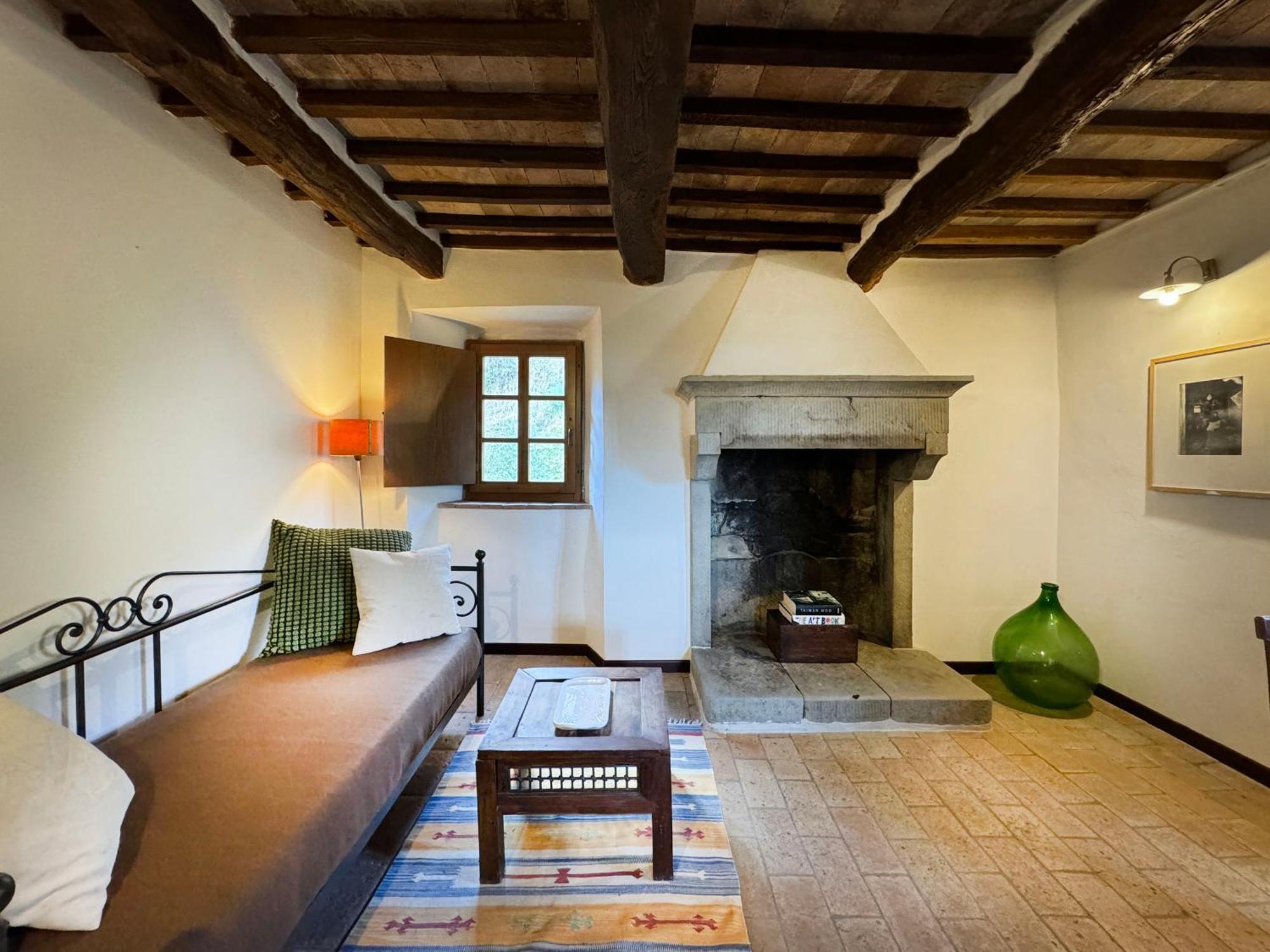 Bio Agriturismo Il Vigno Caprese Michelangelo Eksteriør bilde