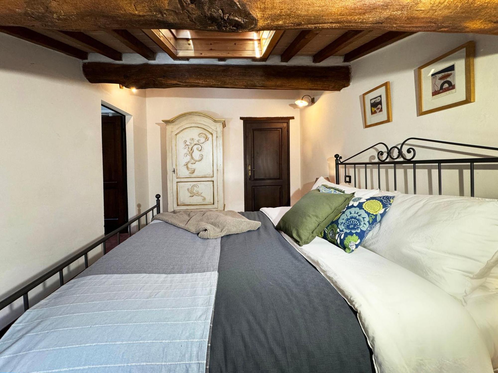 Bio Agriturismo Il Vigno Caprese Michelangelo Eksteriør bilde